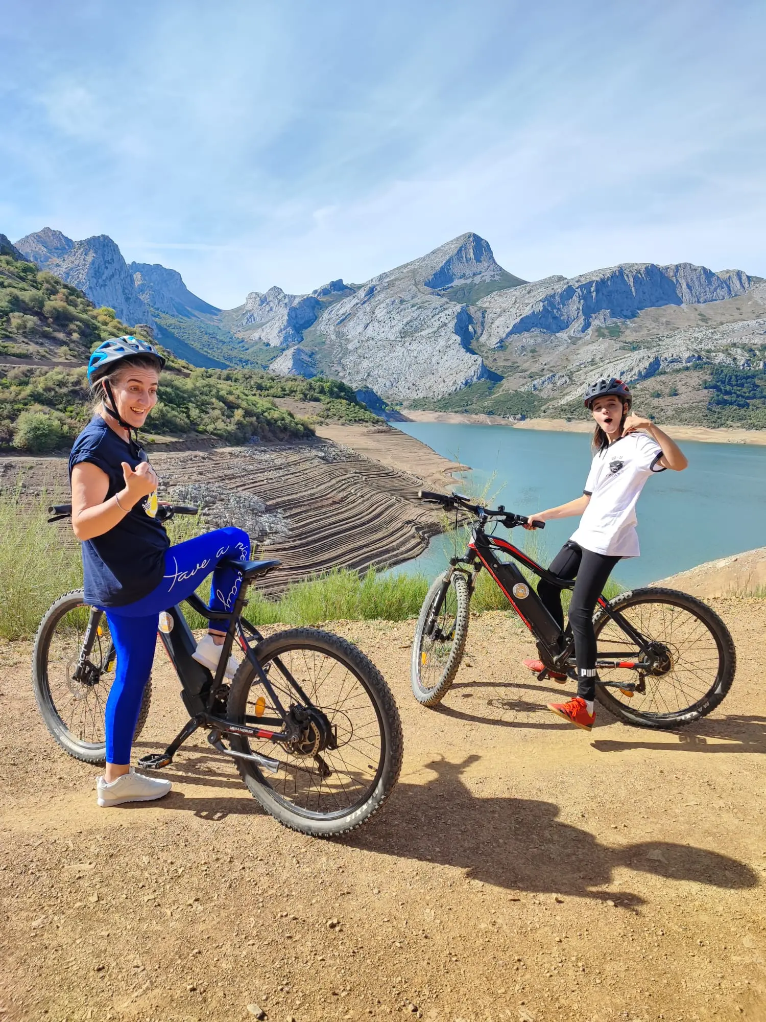 Ruta de e-bike en los Fiordos Leoneses